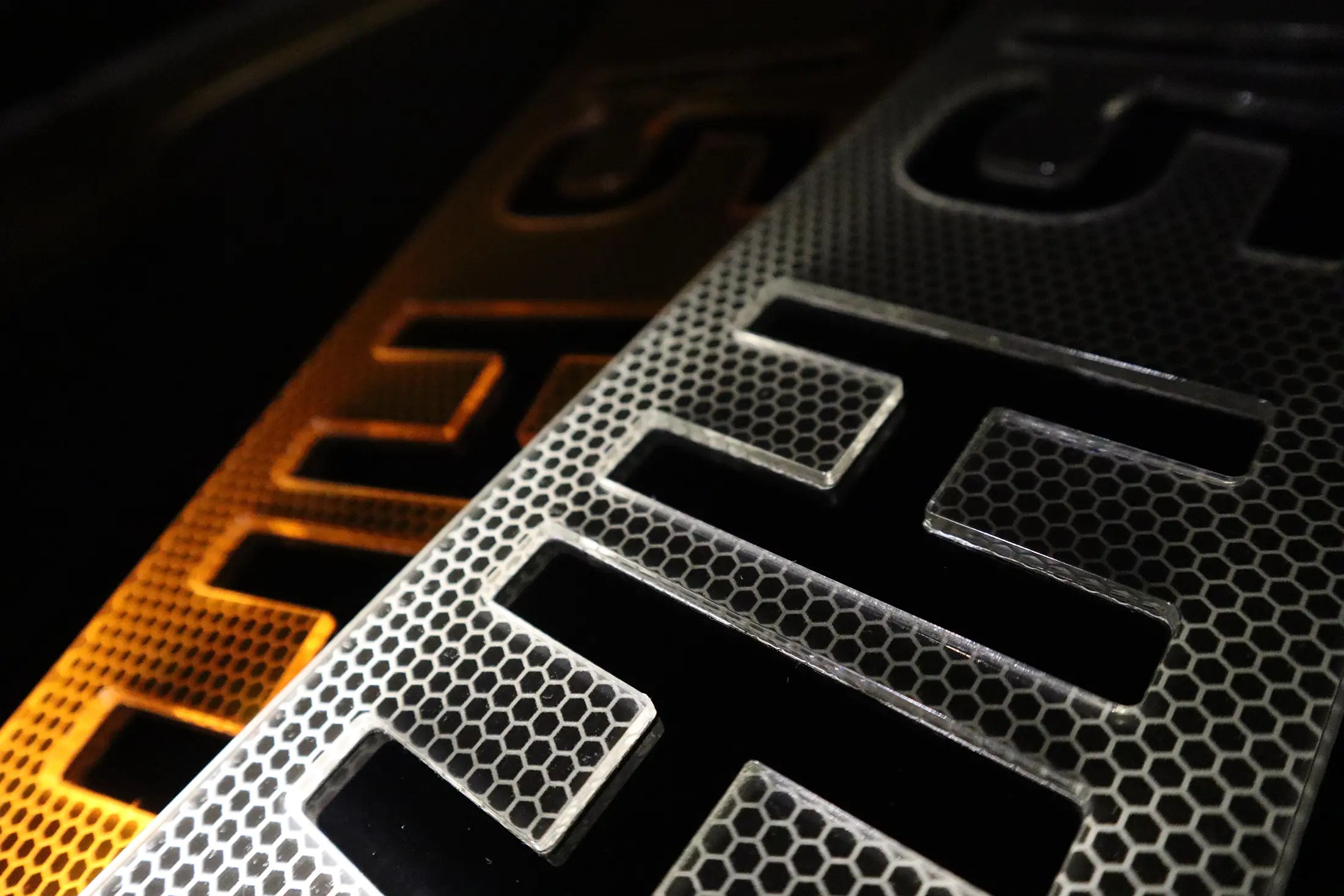 Short Hex Show Plates with Reflective Honeycomb Backing for Lamborghini Huracan LB38