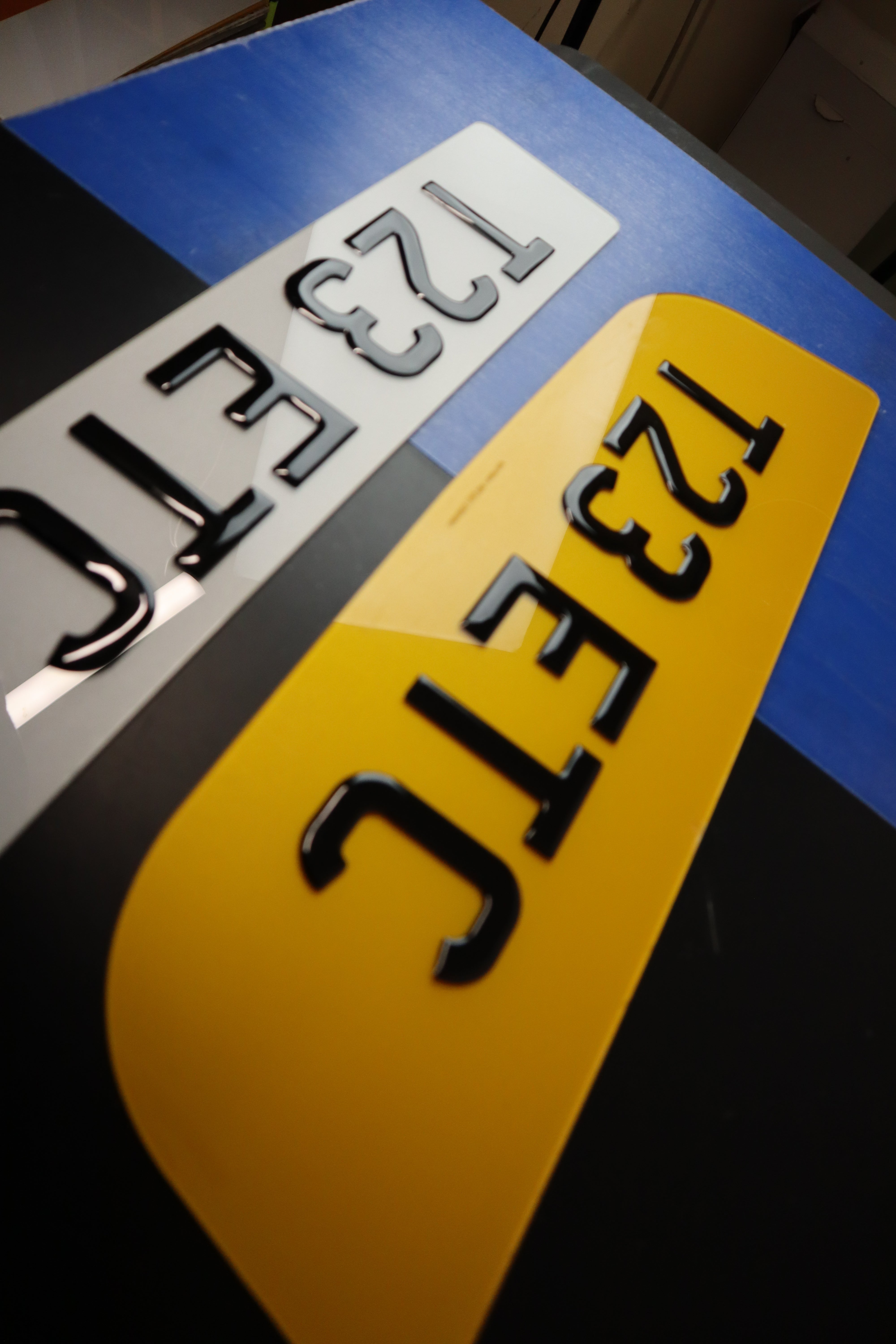 Jaguar Oversize Smile Gel Custom Plate Rear & Front Set LB63