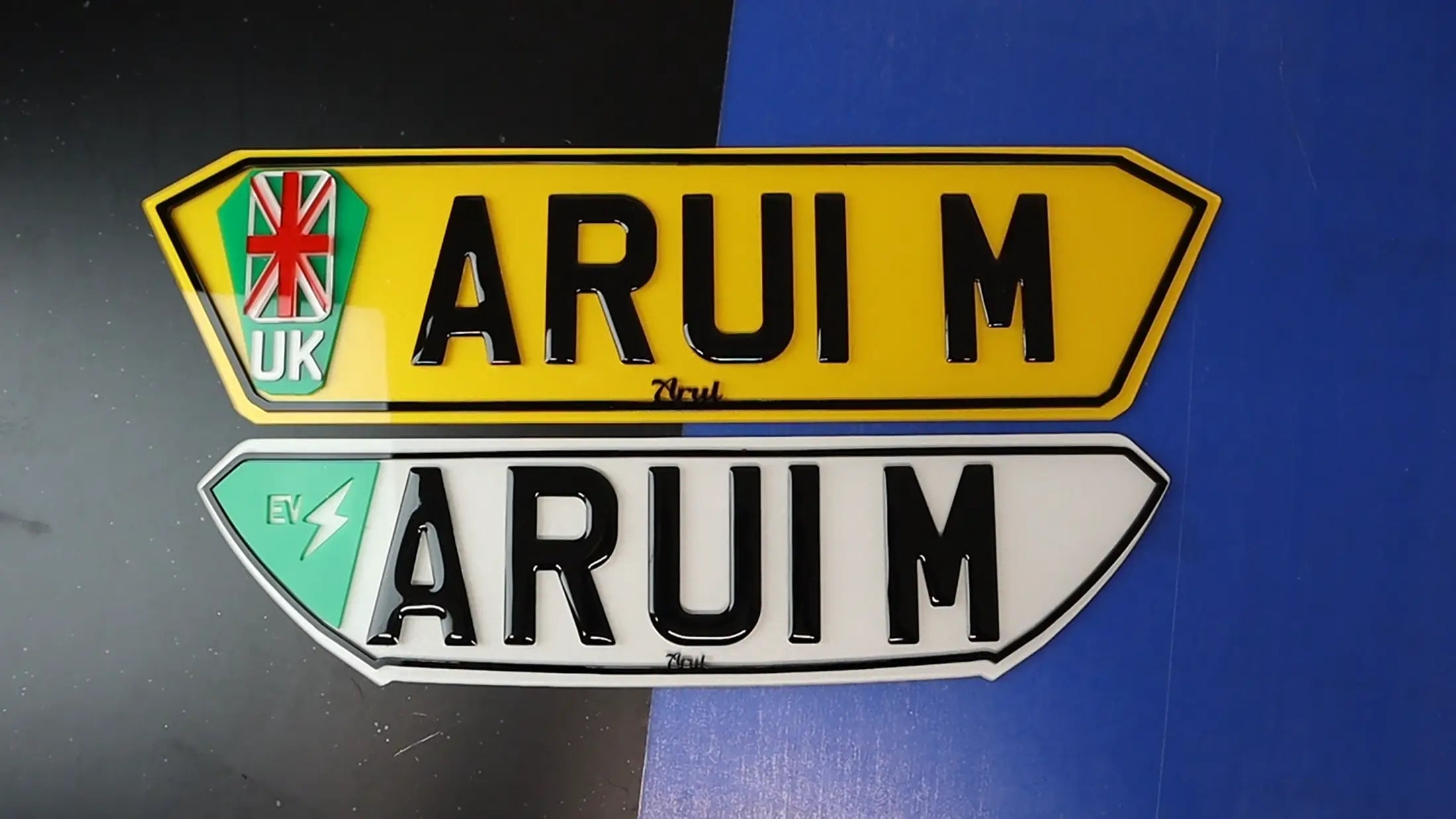 BMW 7 Series Double Custom 4D EV Plate with Green Sides LB67