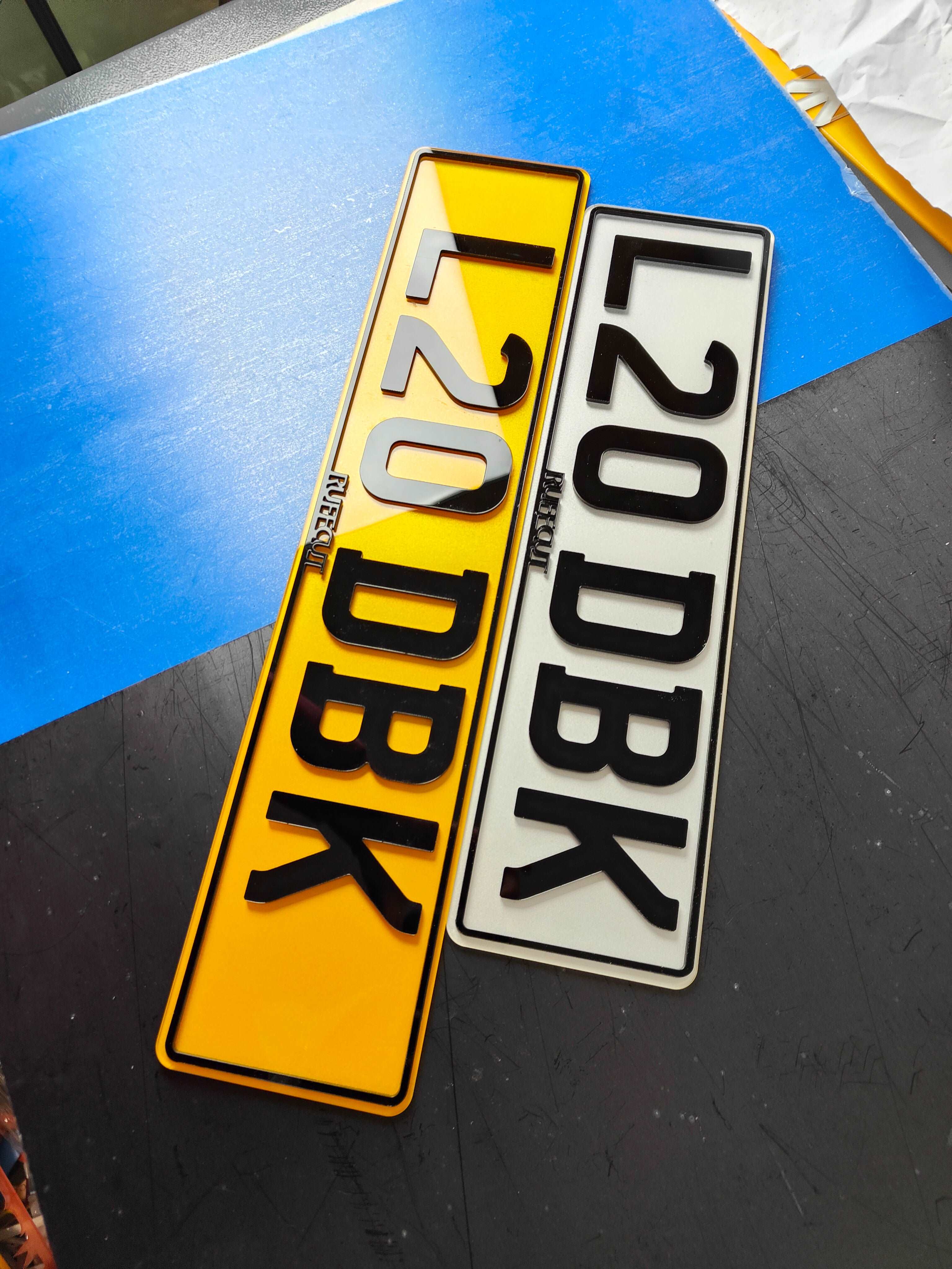 Number Plate Borders