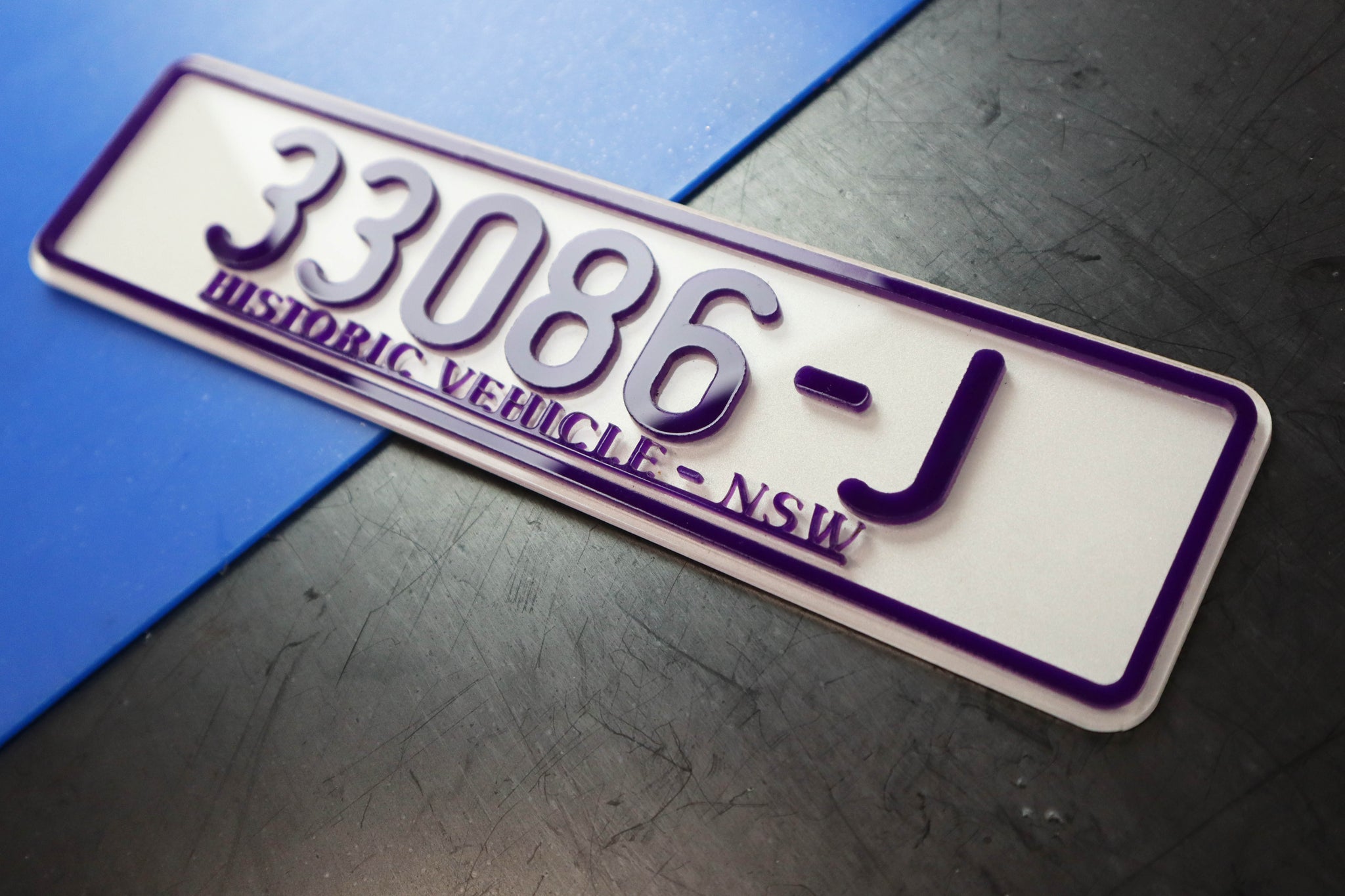 Elegance from Oz: Personalized Australian Custom Vehicle License Plate