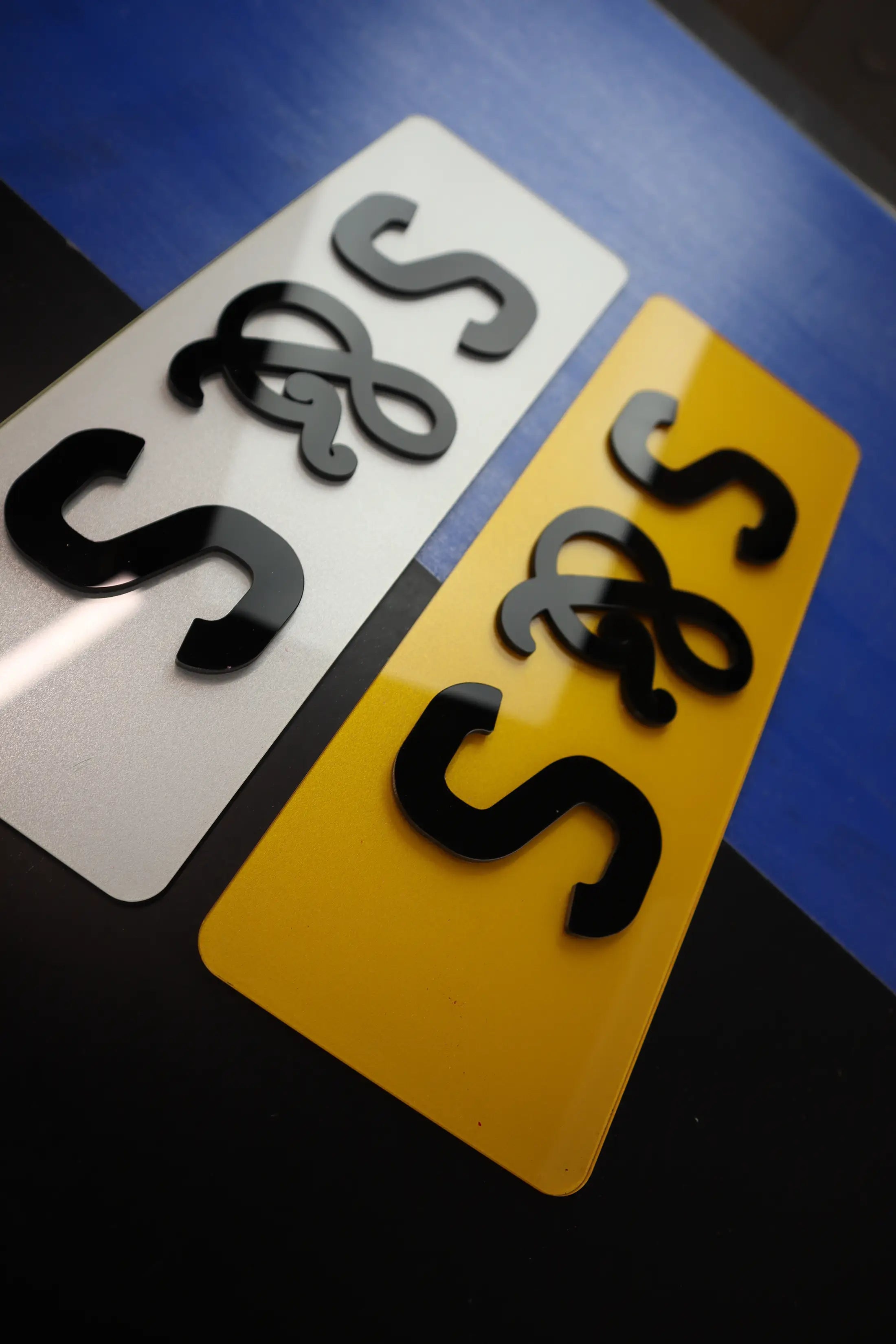 Wedding Chic 3mm Acrylic Gloss Short Show Plate with Laser Cut Ampersand LB59